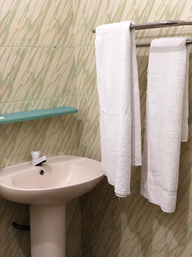 Green Park Beach Hotel 트링코말리 외부 사진