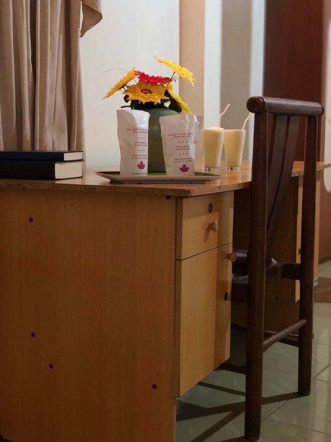 Green Park Beach Hotel 트링코말리 외부 사진