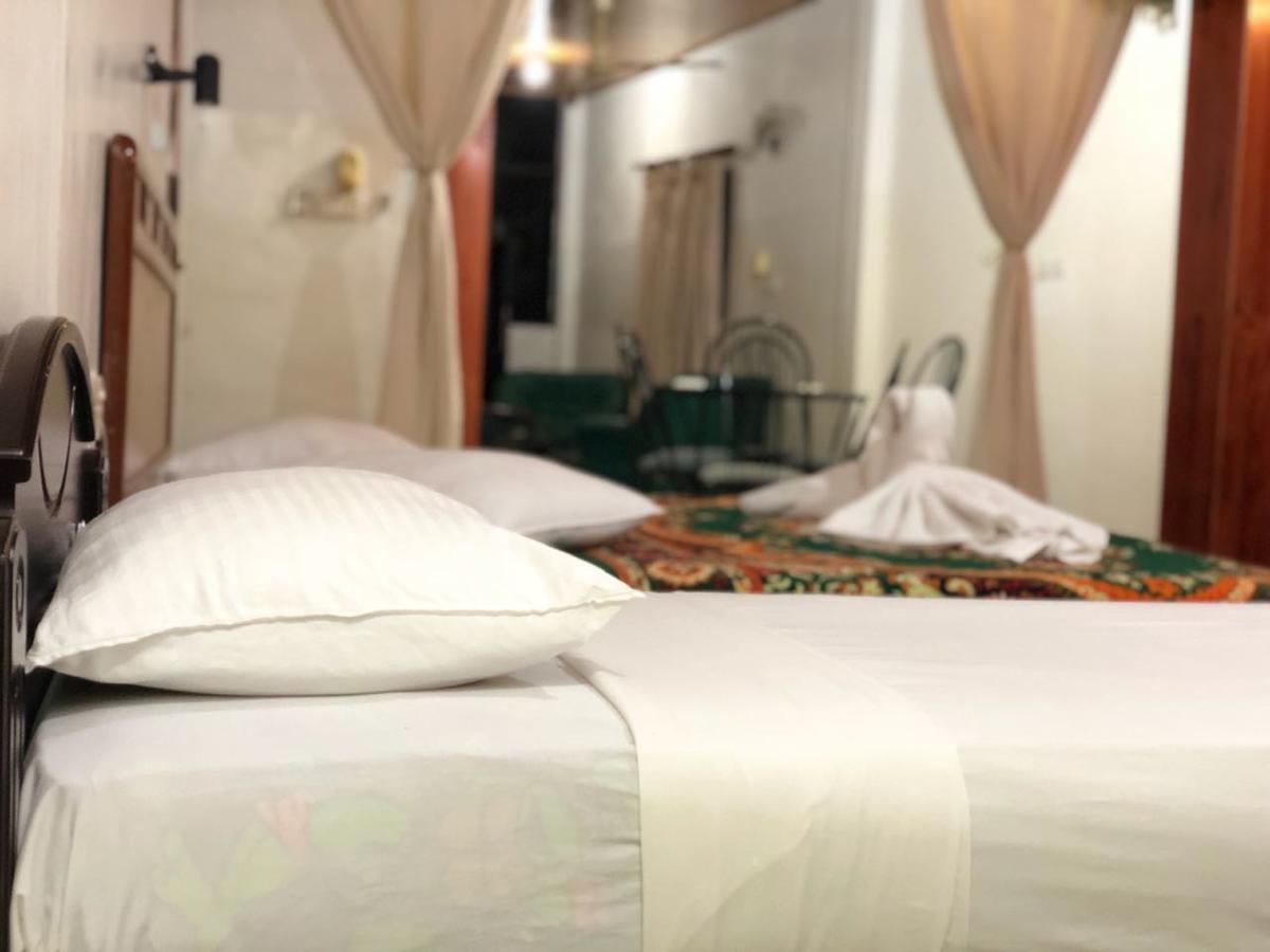 Green Park Beach Hotel 트링코말리 외부 사진